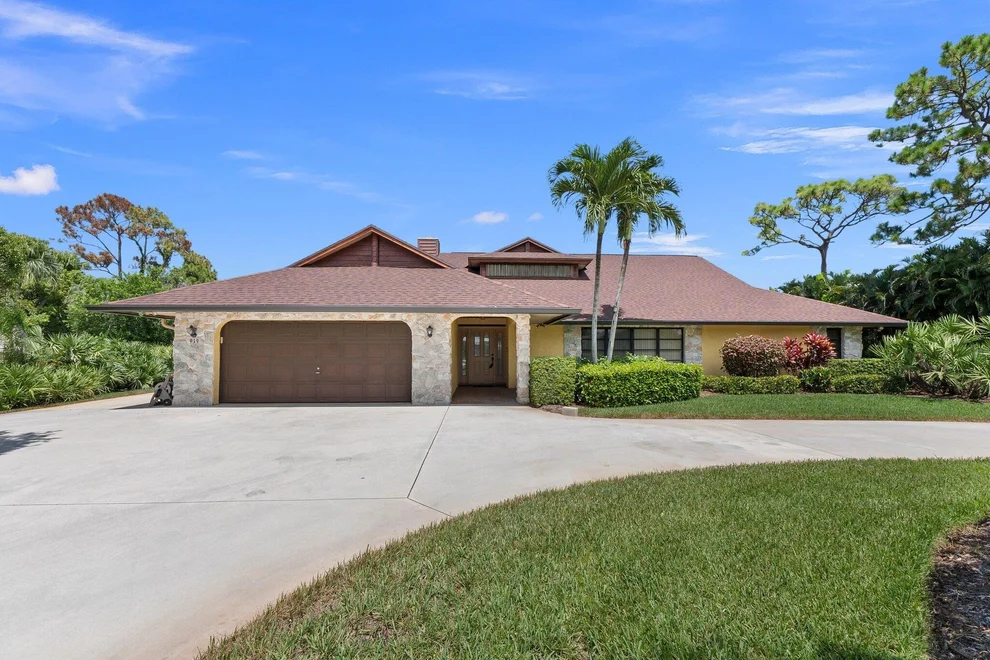 Unit for sale at 919 NE Juniper Place, Jensen Beach, FL 34957