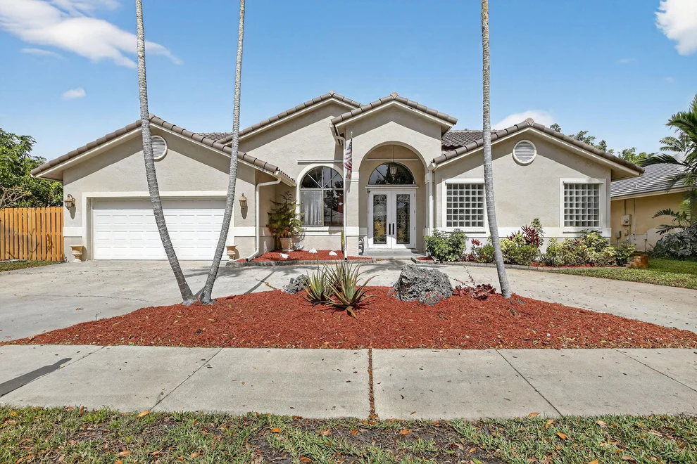 Unit for sale at 10265 SW 12th Street, Pembroke Pines, FL 33025