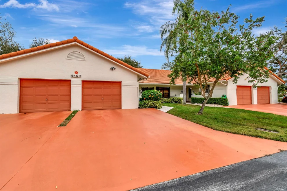 Unit for sale at 5669 Caruso Court, Boynton Beach, FL 33437