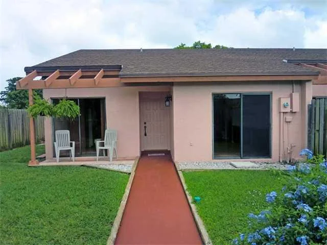 Unit for sale at 5012 E Lakes Drive, Deerfield Beach, FL 33064
