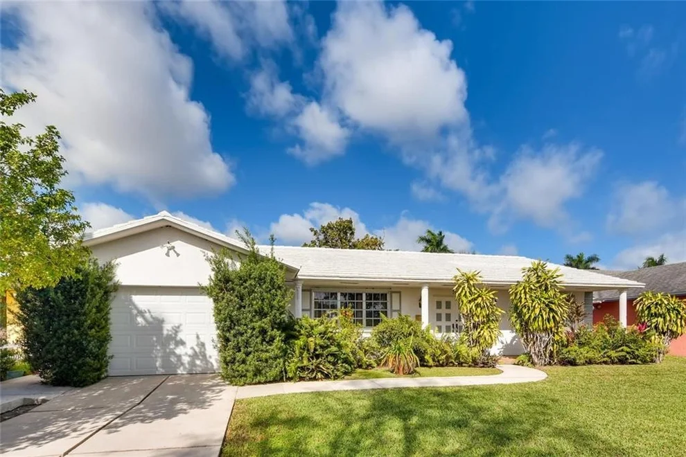 Unit for sale at 2909 Arthur Street, Hollywood, FL 33020