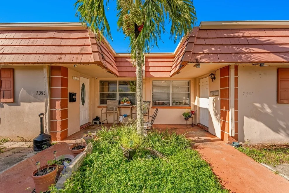 Unit for sale at 7391 NW 76th Street, Tamarac, FL 33321