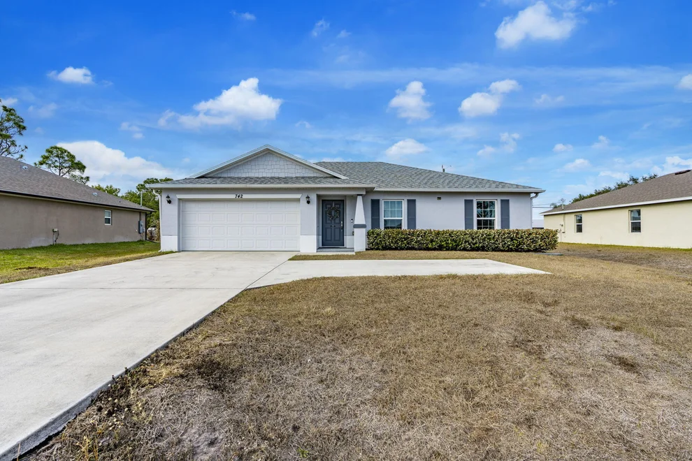 Unit for sale at 742 NW Bayshore Boulevard, Port St Lucie, FL 34983