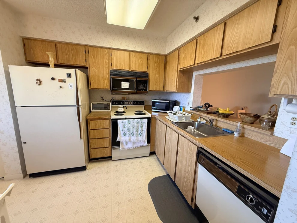 Unit for sale at 7240 Huntington Lane, Delray Beach, FL 33446