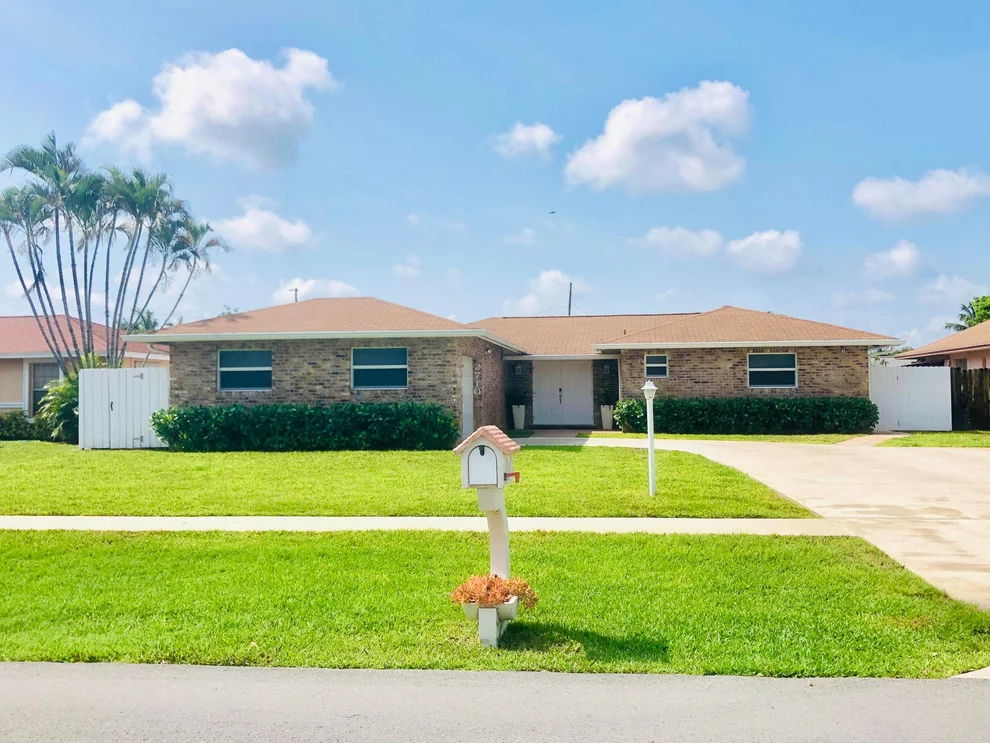 Unit for sale at 2710 Flamango Lake Drive, West Palm Beach, FL 33406