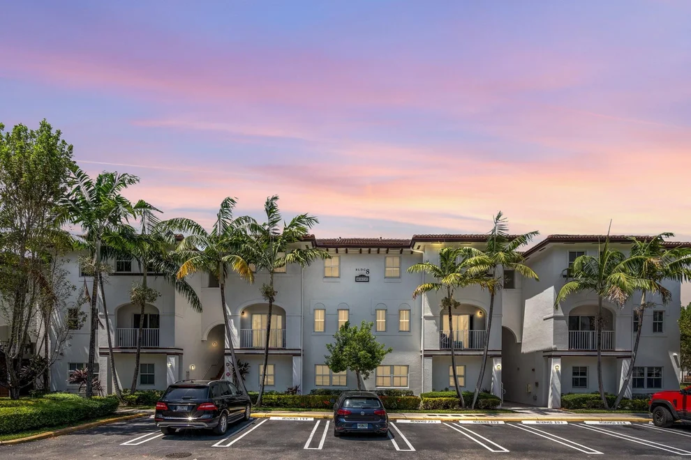 Unit for sale at 8650 NW 97th Avenue, Doral, FL 33178