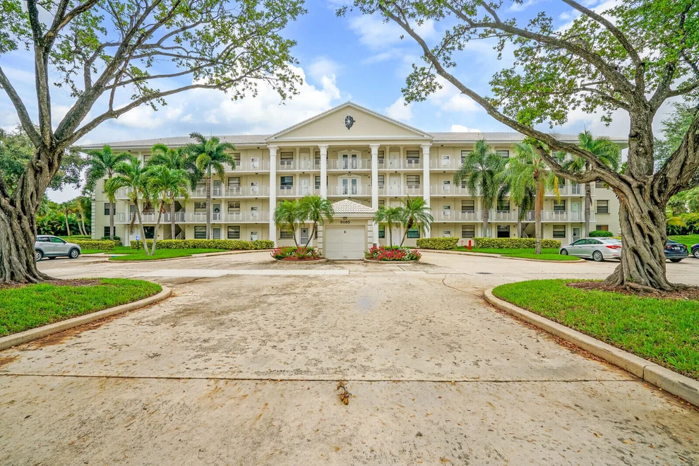 Unit for sale at 6085 Balboa Circle, Boca Raton, FL 33433
