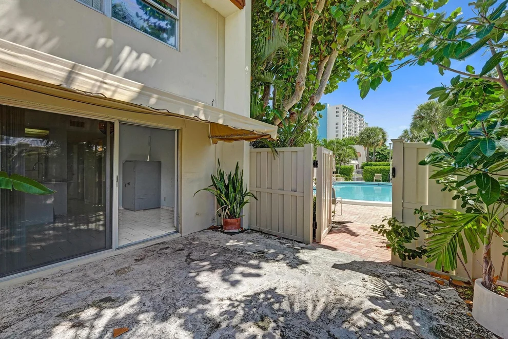 Unit for sale at 5555 N Ocean Boulevard, Lauderdale By The Sea, FL 33308
