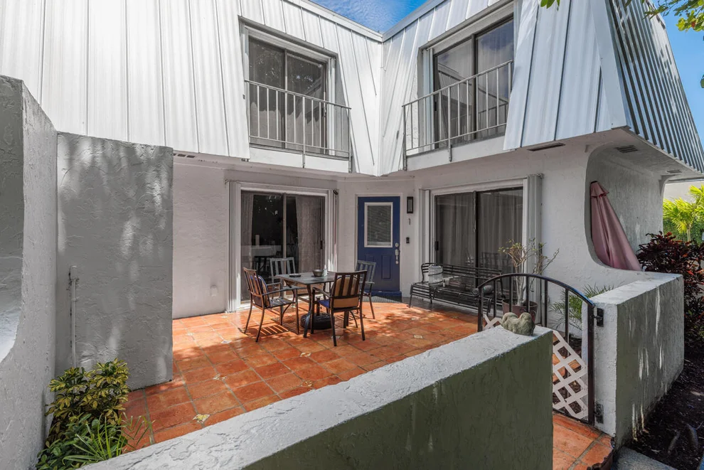 Unit for sale at 106 Linda Lane, Palm Beach Shores, FL 33404