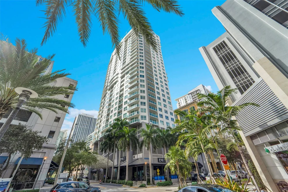 Unit for sale at 350 SE 2nd Street, Fort Lauderdale, FL 33301