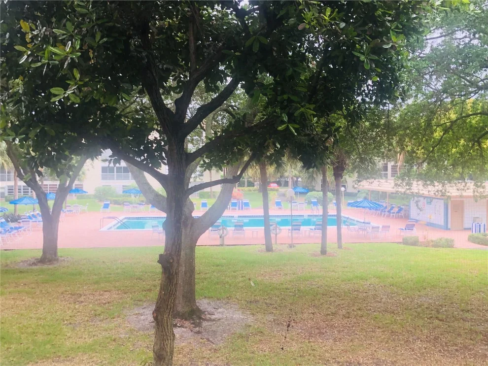 Unit for sale at 2303 Lucaya Lane, Coconut Creek, FL 33066