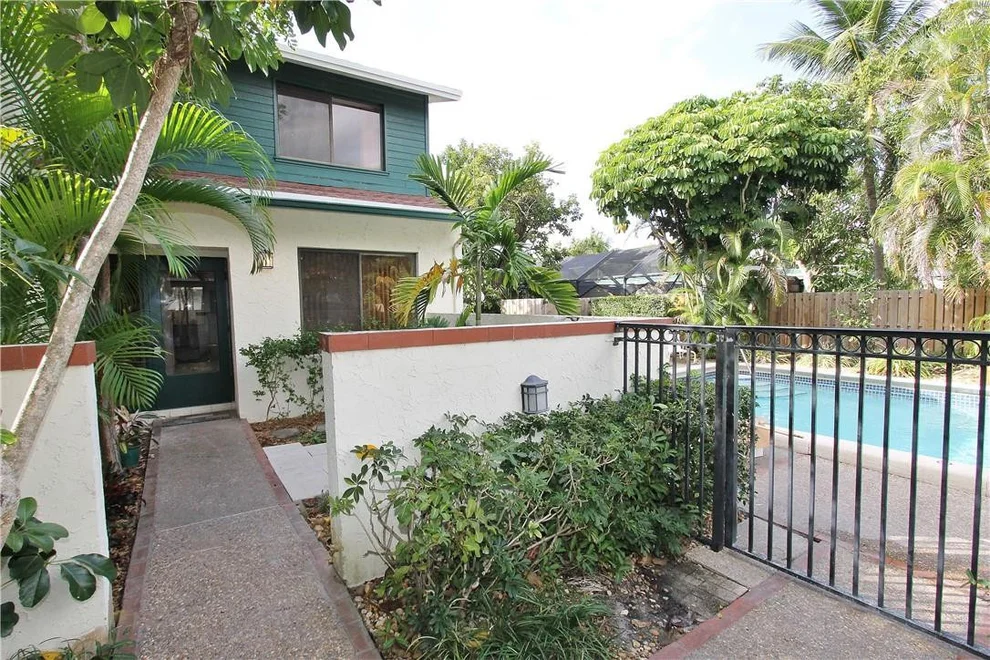 Unit for sale at 817 SE 12th Court, Fort Lauderdale, FL 33316