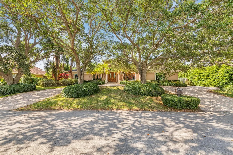 Unit for sale at 8224 SW 179th Terrace, Palmetto Bay, FL 33157
