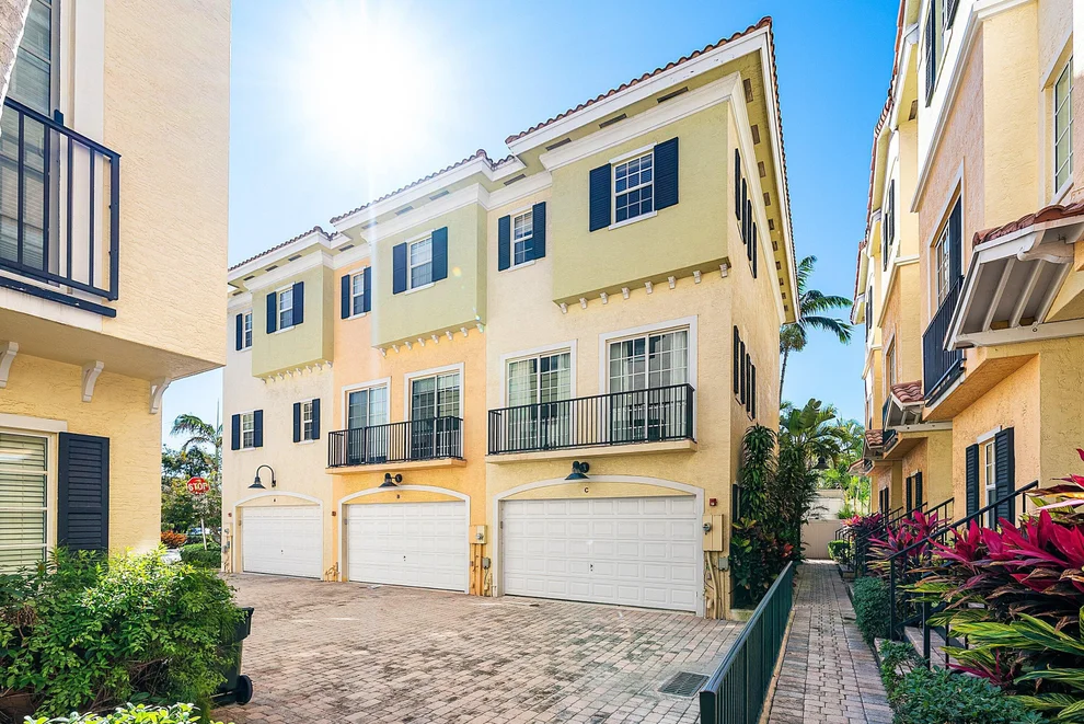 Unit for sale at 150 NE 6th Avenue, Delray Beach, FL 33483