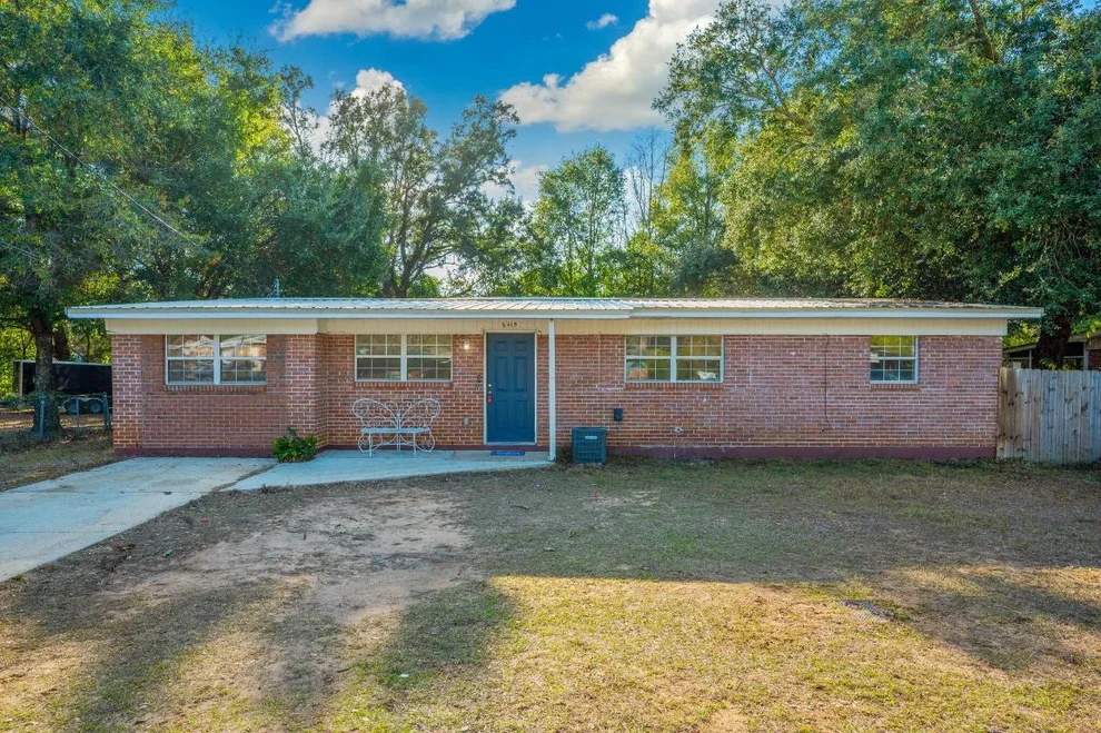 Unit for sale at 6415 Julia Drive, Milton, FL 32570