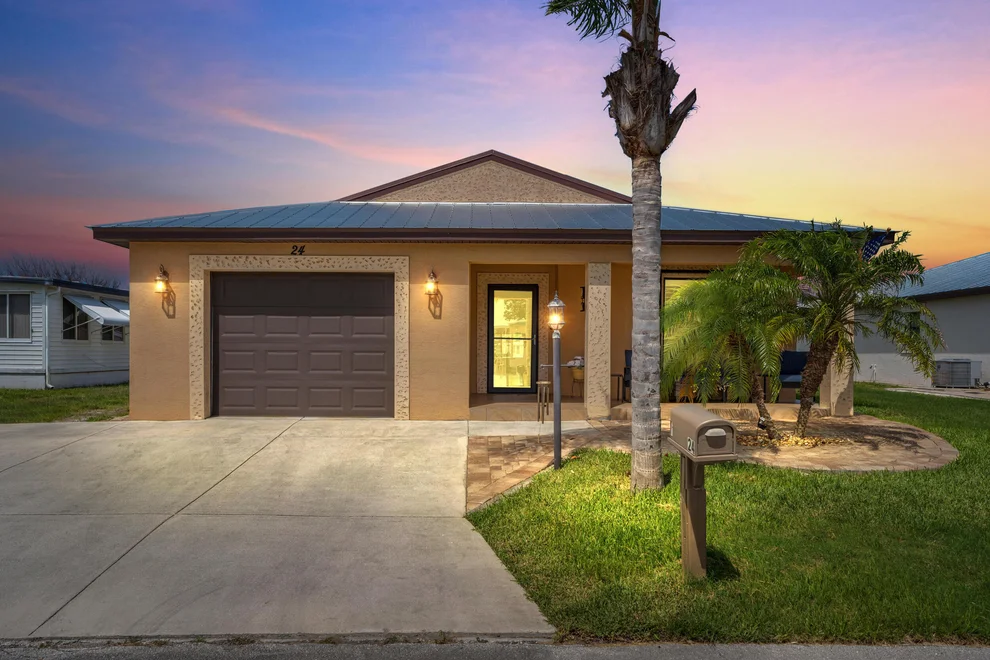 Unit for sale at 24 Alta Loma, Port St Lucie, FL 34952