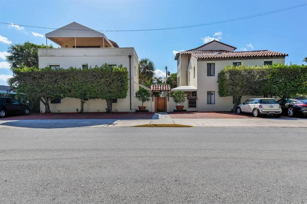 Unit for sale at 214 Chilean Avenue, Palm Beach, FL 33480