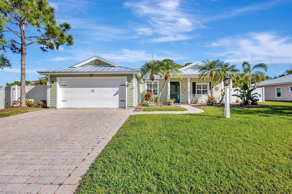 Unit for sale at 628 NE Muskrat Run, Port St Lucie, FL 34983