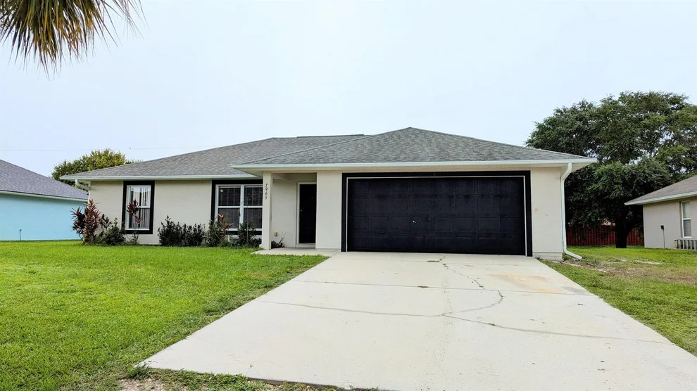 Unit for sale at 7965 100th Avenue, Vero Beach, FL 32967