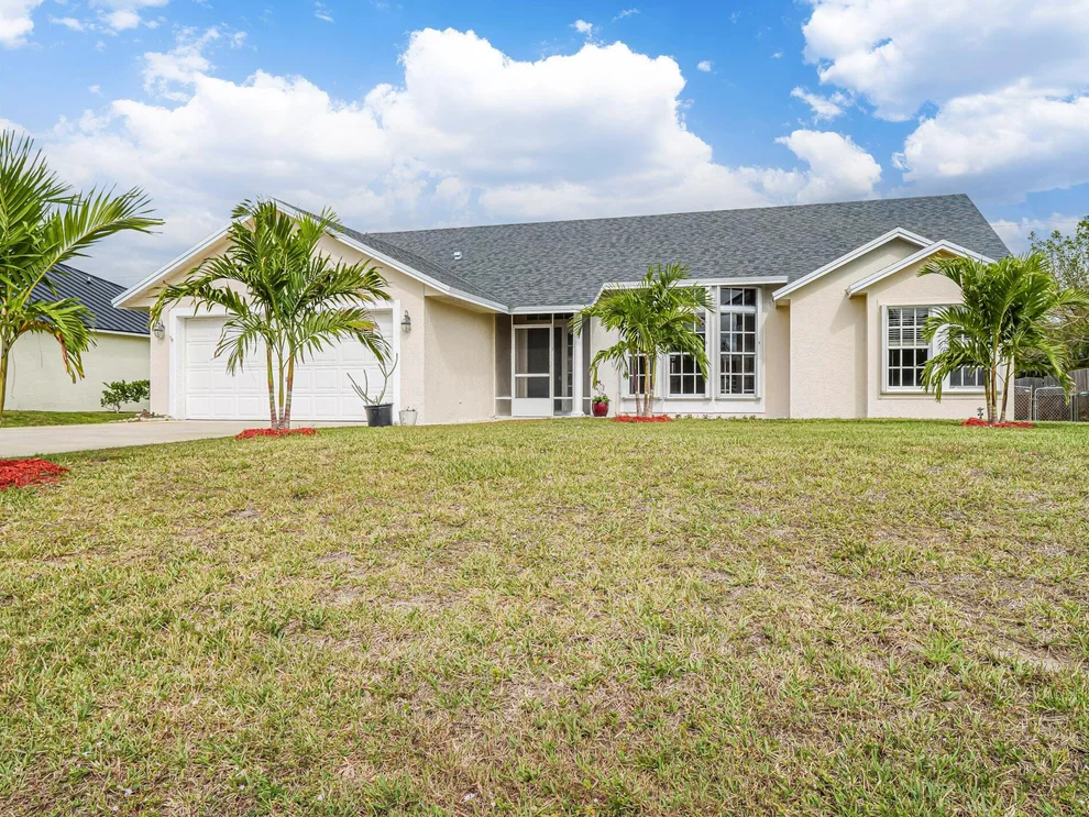 Unit for sale at 737 SW Ancona Road, Port St Lucie, FL 34953