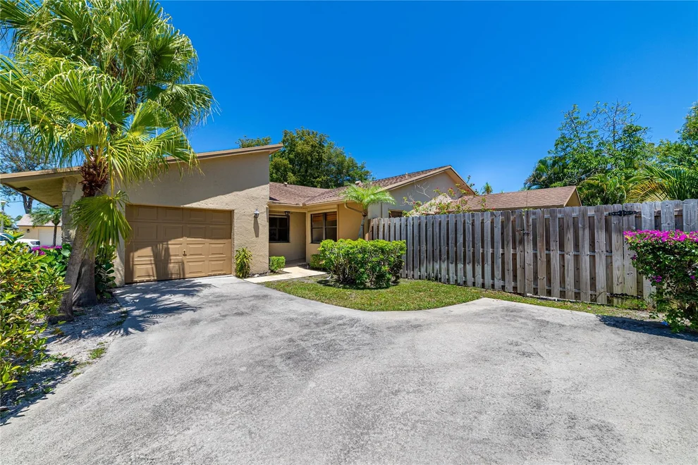 Unit for sale at 801 NW 25th Avenue, Delray Beach, FL 33445