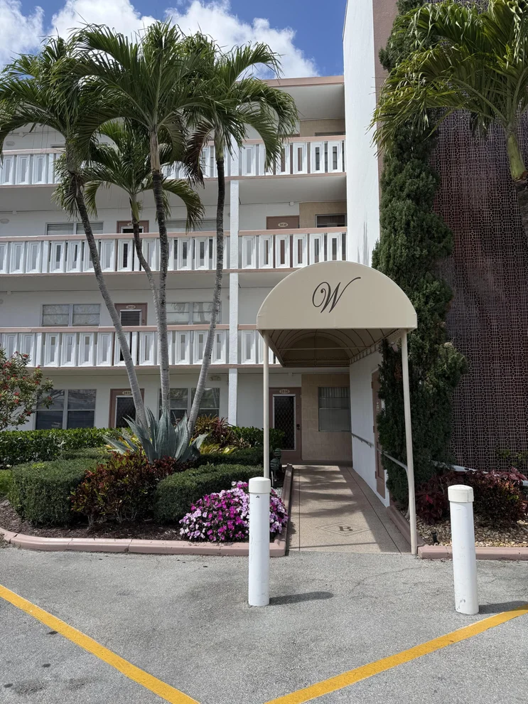 Unit for sale at 4022 Wolverton B, Boca Raton, FL 33434