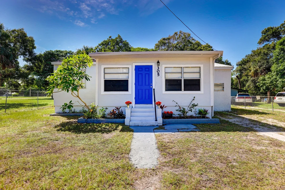 Unit for sale at 305 N 13th Street, Fort Pierce, FL 34950