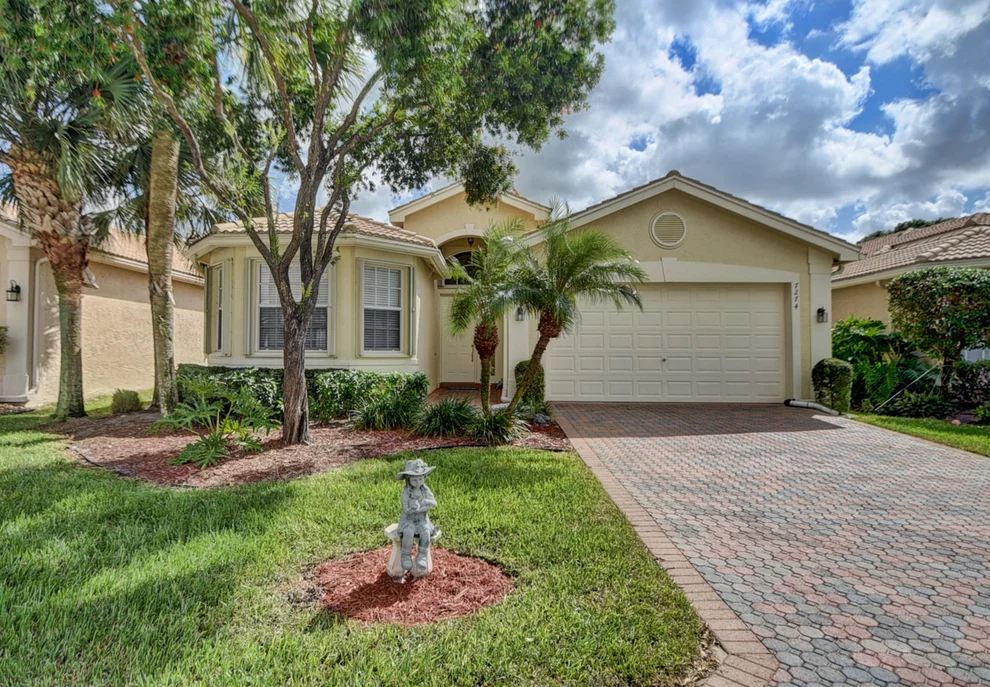 Unit for sale at 7274 Morocca Lake Drive, Delray Beach, FL 33446