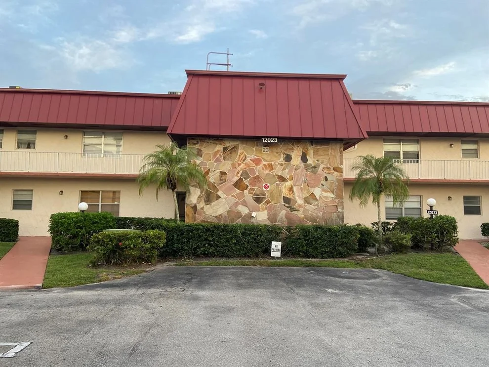 Unit for sale at 12023 W Greenway Drive, Royal Palm Beach, FL 33411
