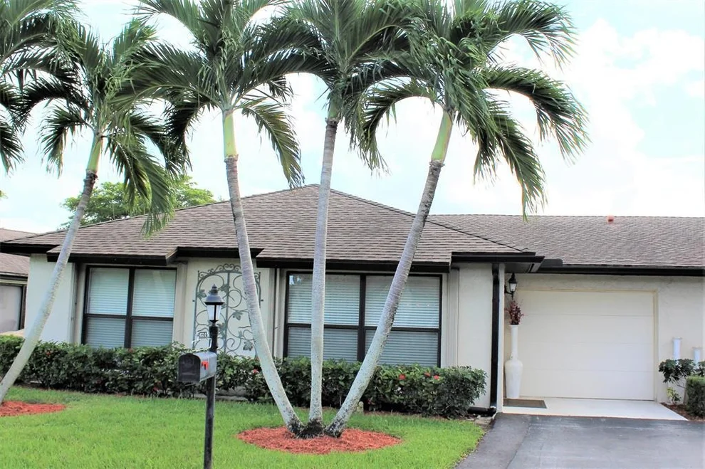 Unit for sale at 4660 Greentree Place, Boynton Beach, FL 33436