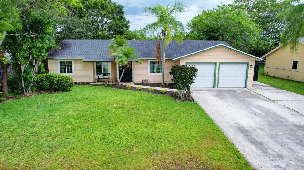 Unit for sale at 363 Las Palmas Street, Royal Palm Beach, FL 33411