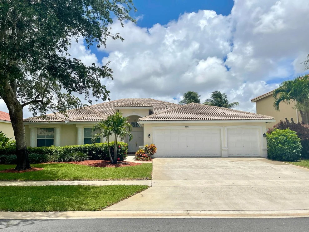 Unit for sale at 5567 Lake Shore Village Circle, Lake Worth, FL 33463