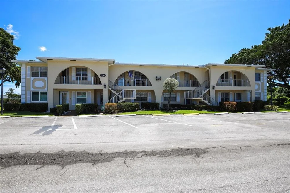 Unit for sale at 13840 Via Flora, Delray Beach, FL 33484