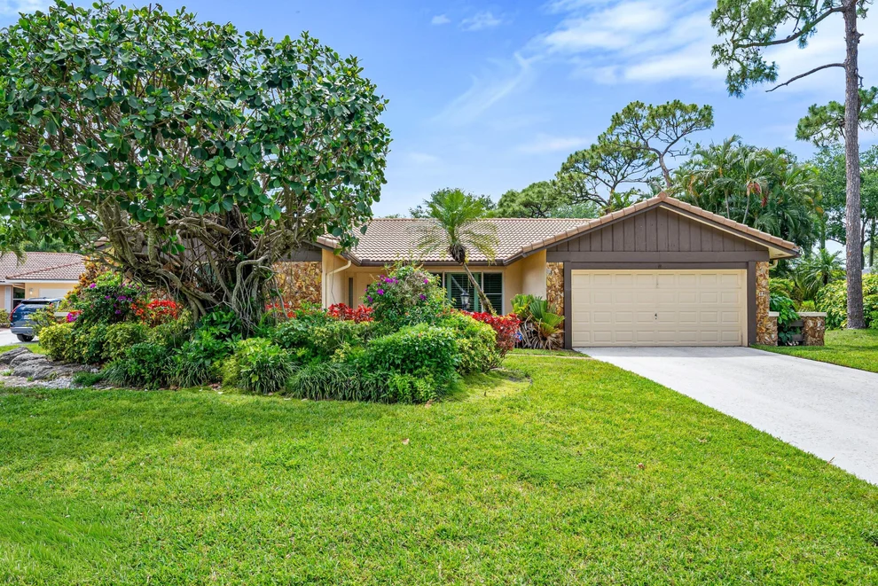 Unit for sale at 2493 Timbercreek Circle NW, Boca Raton, FL 33431