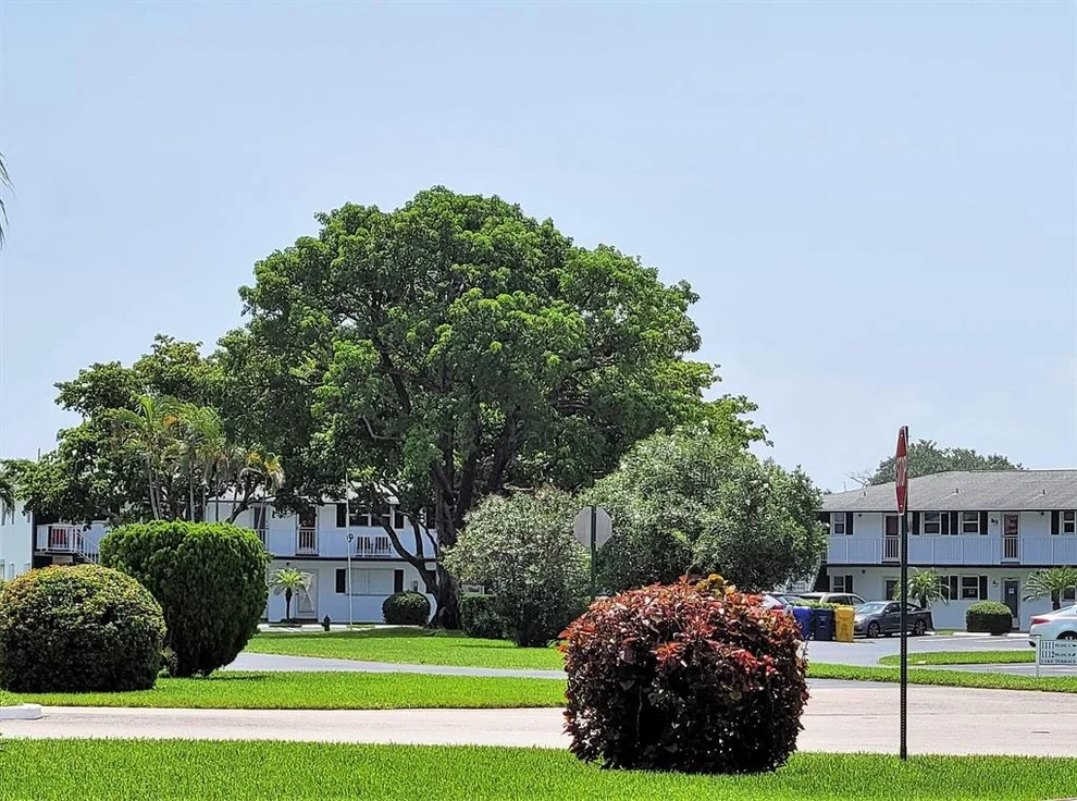 Unit for sale at 1113 Lake Terrace, Boynton Beach, FL 33426