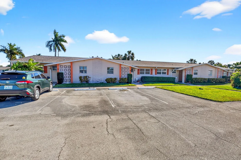 Unit for sale at 2783 Dudley Drive E, West Palm Beach, FL 33415
