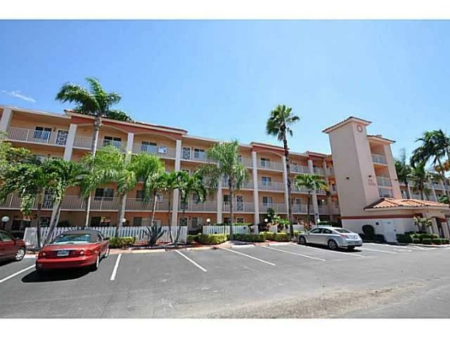 Unit for sale at 14096 Huntington Pointe Drive, Delray Beach, FL 33484