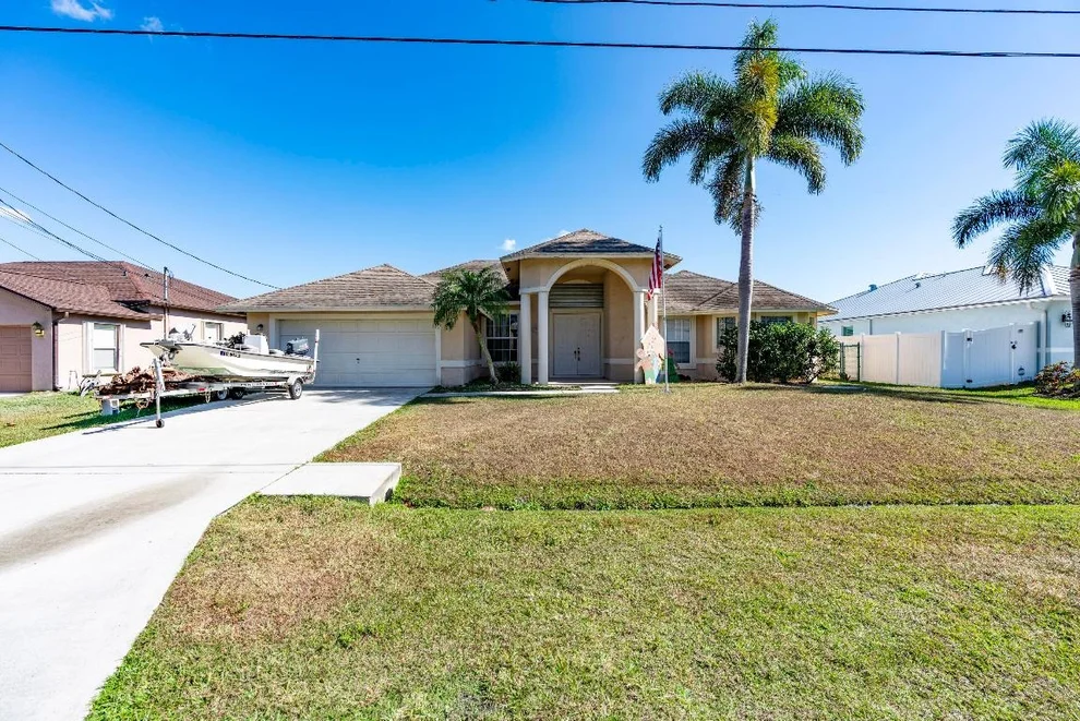 Unit for sale at 6147 NW East Deville Circle, Port St Lucie, FL 34986