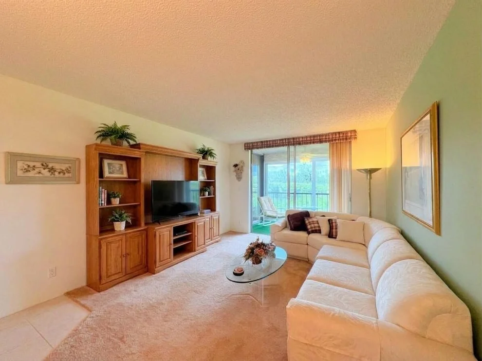Unit for sale at 6935 HUNTINGTON Lane, Delray Beach, FL 33446