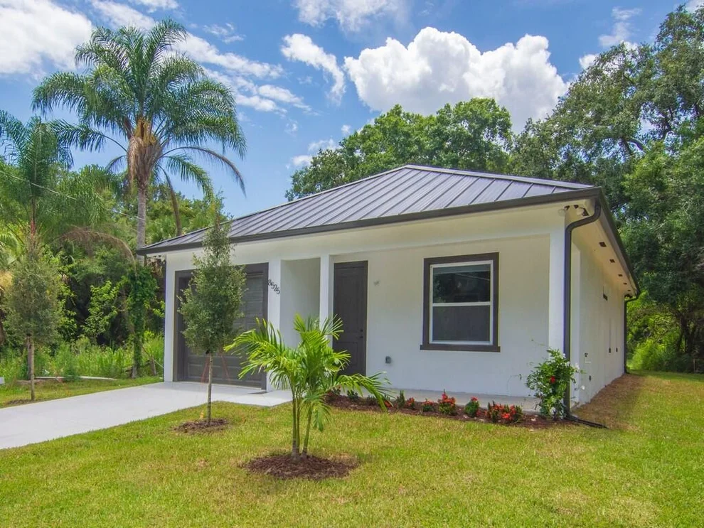 Unit for sale at 8525 64th Avenue, Vero Beach, FL 32967