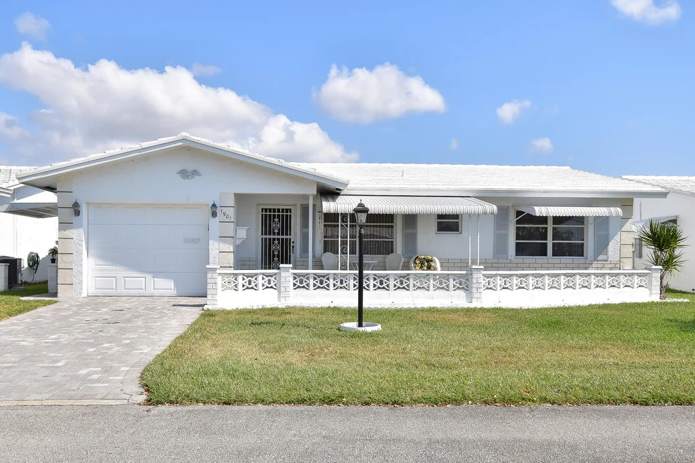 Unit for sale at 1901 SW 22nd Avenue, Boynton Beach, FL 33426