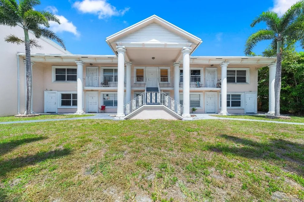 Unit for sale at 4521 NE 21st Avenue, Fort Lauderdale, FL 33308