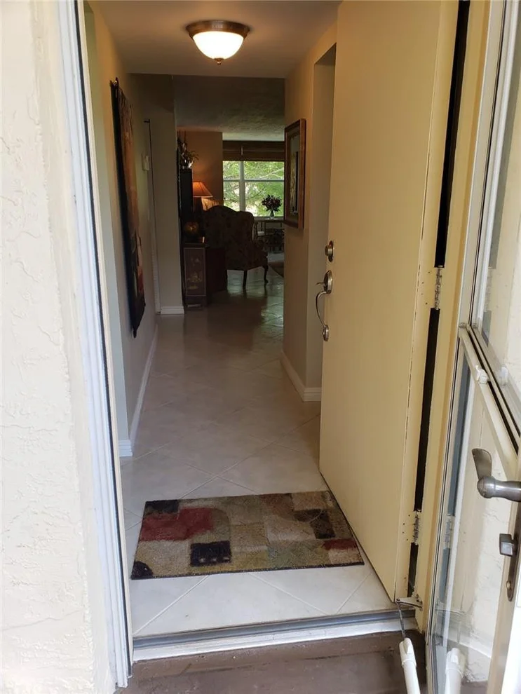 Unit for sale at 2871 Somerset Drive, Lauderdale Lakes, FL 33311