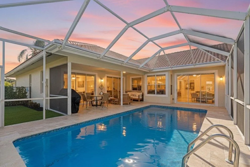 Unit for sale at 9061 Cypress Hollow Drive, Palm Beach Gardens, FL 33418