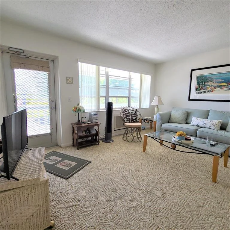 Unit for sale at 15 Windsor A, West Palm Beach, FL 33417