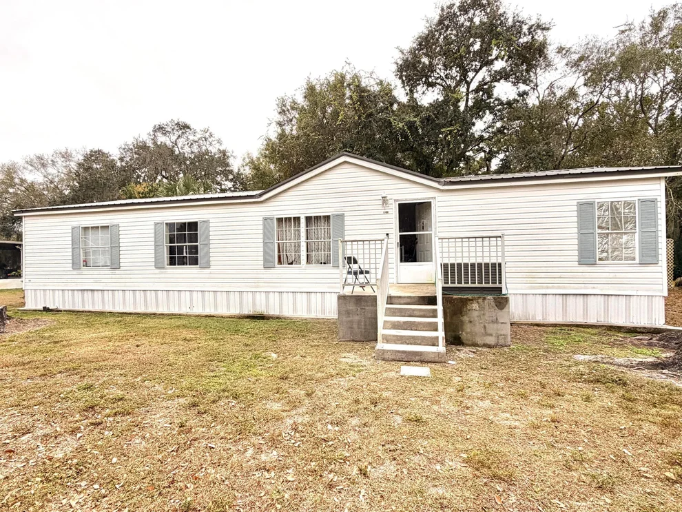 Unit for sale at 9140 SE 62nd Drive, Okeechobee, FL 34974