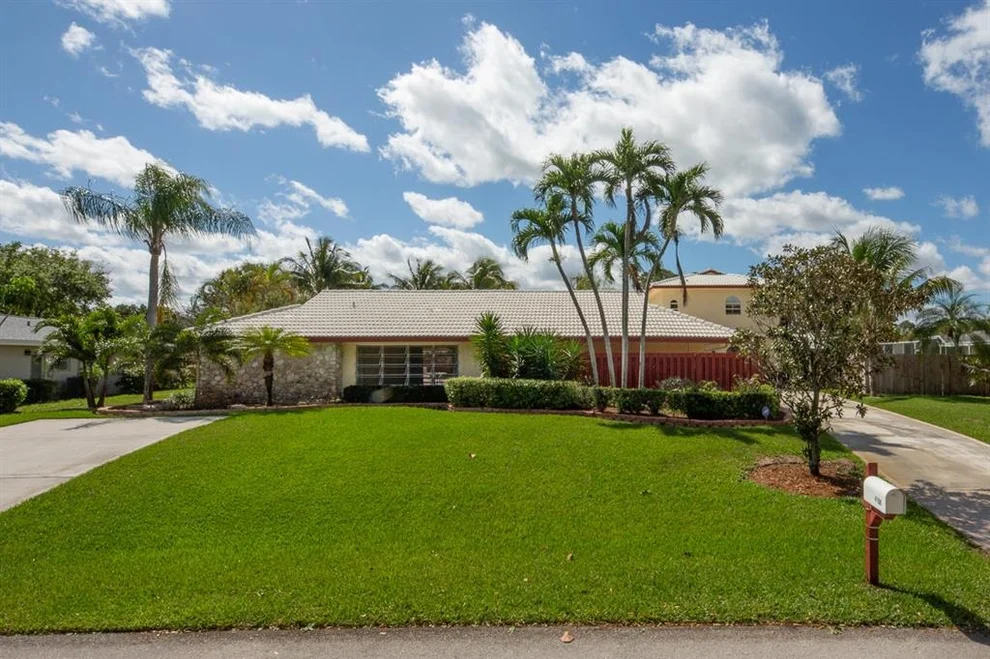 Unit for sale at 4158 Oak Street, Palm Beach Gardens, FL 33418