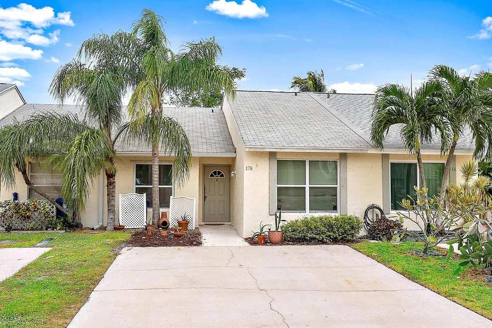 Unit for sale at 178 Pinewood Court, Jupiter, FL 33458