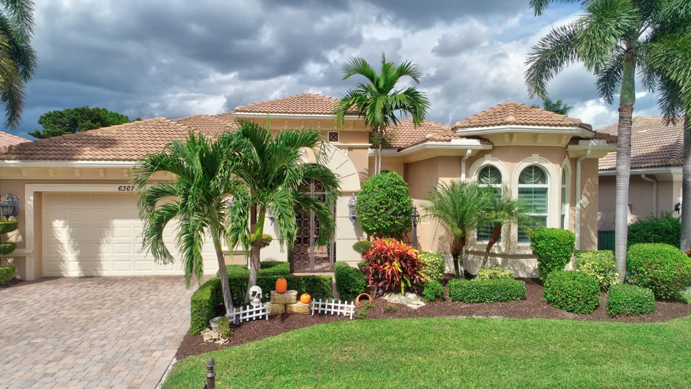 Unit for sale at 6367 Bellamalfi Street, Boca Raton, FL 33496