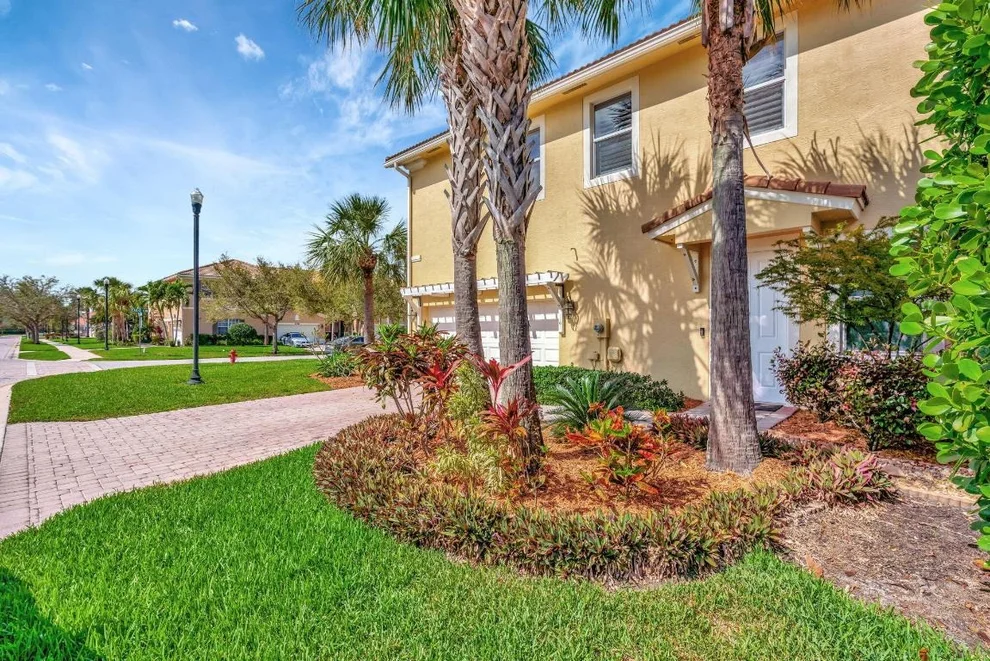 Unit for sale at 4559 Cadiz Circle, Palm Beach Gardens, FL 33418